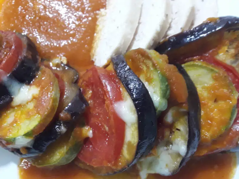 Ratatouille con caldo de pollo